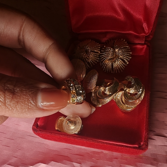 Vintage Monet Earrings - Picture 3 of 6